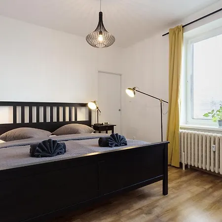 Bright Modern Апартаменты *
