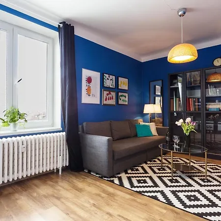 Апартаменты Bright Modern